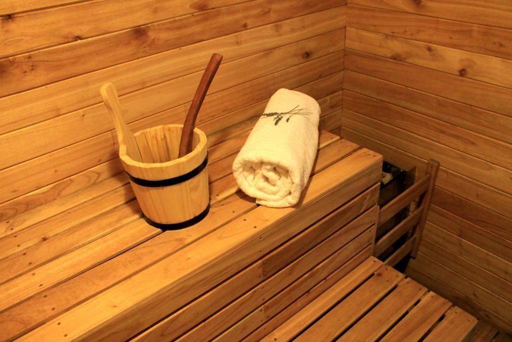 Los Robles Apart & Spa San Carlos de Bariloche Eksteriør bilde